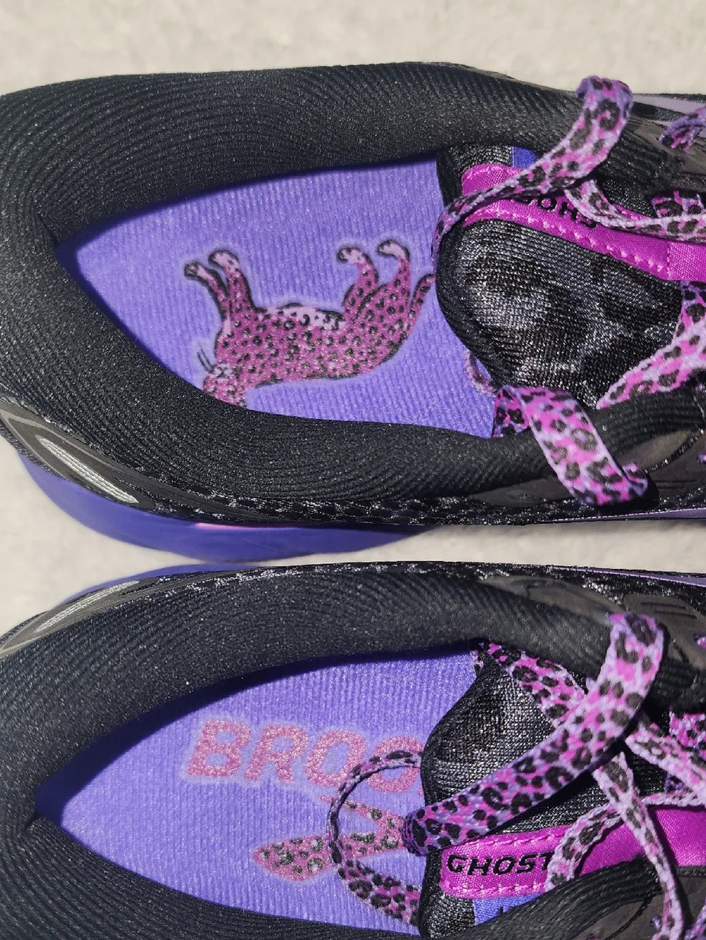 Brooks Ghost 14 Electric Cheetah Leopard Sneakers EUC - Picture 6 of 11